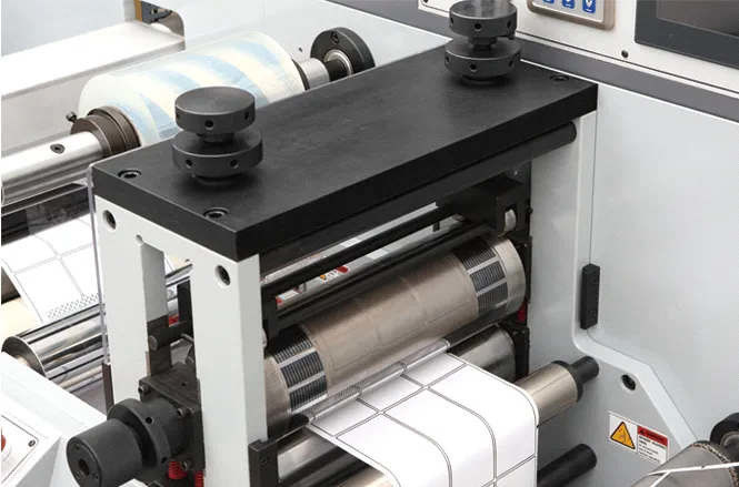 320mm Professional Die Cut Machine High Speed