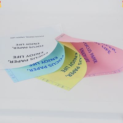 Papel de CB/CFB/CF NCR para el verde de azul amarillo rosado blanco de las impresoras laser 43*61