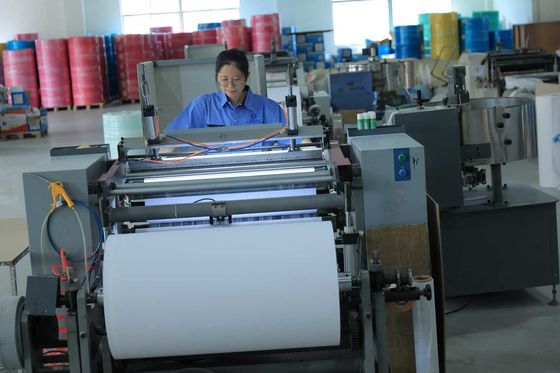 Máquina térmica para cortar papel, cortadora de rollos de papel, cortadora de papel NCR, equipo de corte de alta velocidad